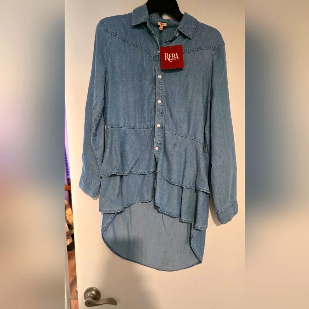 Reba Chambray Tunic Top